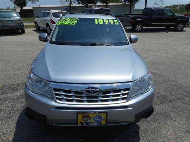 Subaru Forester 2012 photo 2